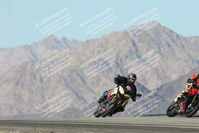 media/Dec-01-2025-Moto Forza (Mon) [[2daa91e15f]]/2-Intermediate Group/Session 4 Turn 9/